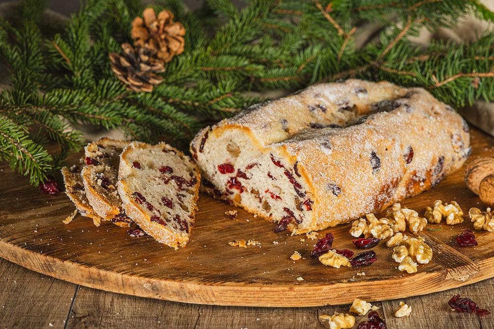 Cranberry Nuss Stollen